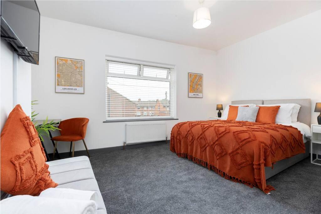 Modern Centrally Located 3 Bed Property With Tvs In Each Bedroom Super Fast Wifi And Crisp White Hotel Linen Hosted By Our Home Short Stays Darlington  Buitenkant foto